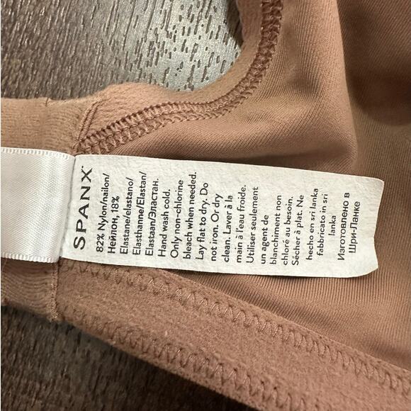 SPANX Low Profile Minimizer Bra Size 34G - Picture 8 of 9